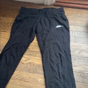black nike joggers